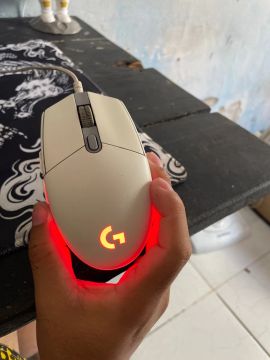 Mouse Gamer Logitech G203 LIGHTSYNC