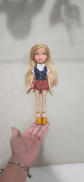 Boneca Bratz cole
