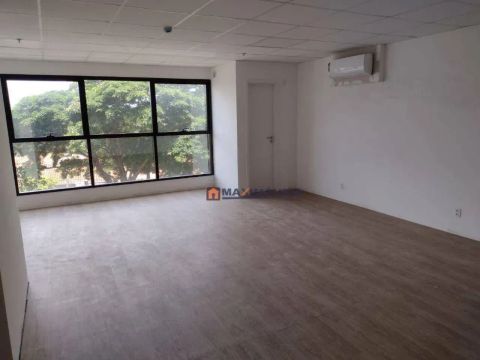 Sala para alugar, 50 m² por R$ 3.200/mês - Vila Santista - Atibaia/SP