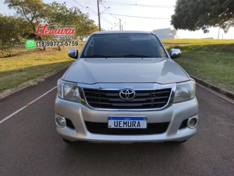 Toyota/ Hilux SR 4x2 2.7 - 2012/2012 - Flex - Prata