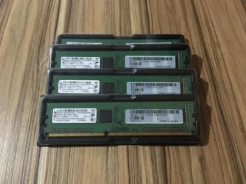 Memoria 4GB DDR3 1600MHz Smart para PC de mesa
