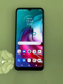 Motorola Moto G30 - 128GB USADO excelente estado