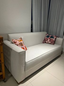 Sofá em linho impecável - torrando 