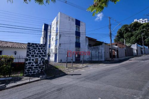 Apartamento com 2 dormitórios para alugar, 86 m² por R$ 2.194,27/mês - Vila Laura - Salvad