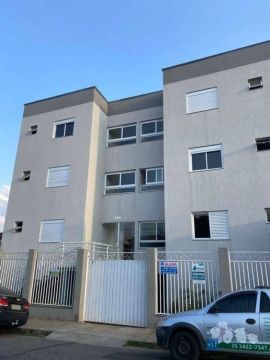 Apartamento com 3 dormitórios para alugar, 80 m² por R$ 1.950,00/mês - Foch - Pouso Alegre