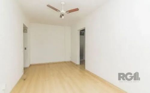 Libertas Imobiliária aluga!Ótimo apartamento próximo do Zaffari Ipiranga, andar alto, de f