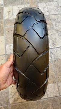Pneu usado CST Radial 160/60/17