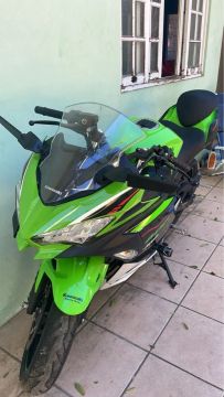 Kawasaki Ninja 400 2022 - Baixíssima Quilometragem - Moto Impecável!