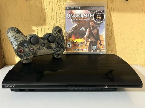 Playstation 3 Slim + Jogo Uncharted Drake's Deception