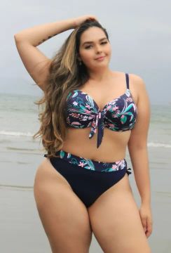 Biquíni tamanho 50 plus size