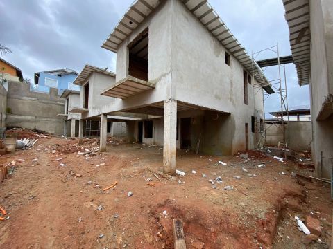 Casa à venda, 4 quartos, 1 suíte, 2 vagas, Pampulha - Belo Horizonte/MG