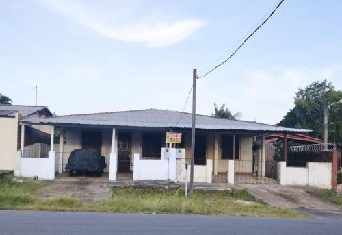 VENDO DUAS CASAS GEMINADAS 