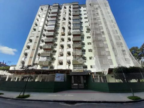 Apartamento em TRINDADE