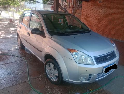 Fiesta Hatch básico 2008 
