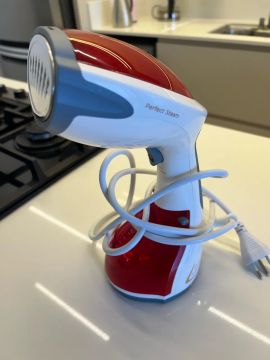 Passadeira a vapor/ vaporizador de roupas black&decker