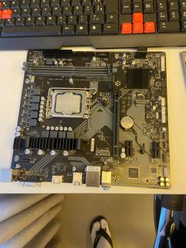 Kit i5 14400 F + MSI Pro b760m-e