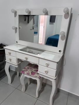 Penteadeira camarim branca 