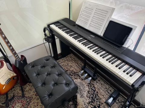 Piano Yamaha P-515