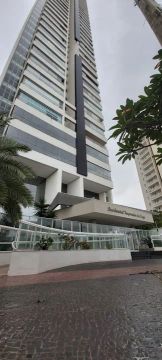 APARTAMENTO DE ALTO PADRÃO PARA LOCAÇÃO NA ORLA