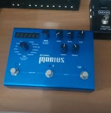 Strymon mobius