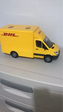 Furgão Mercedes DHL