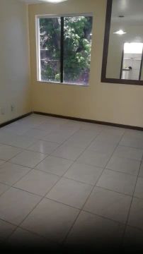 APARTAMENTO NO PRIMEIRO ANDAR