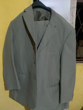 Terno Masculino Bege - Novo