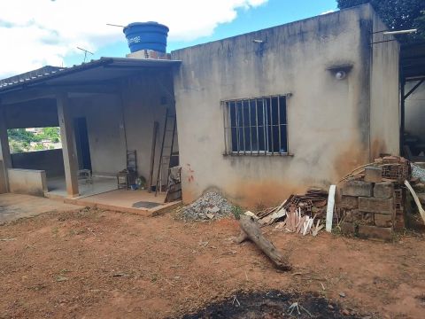 Vendo essa casa 