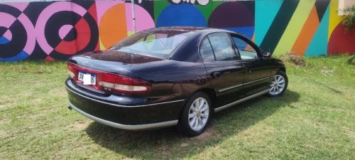 Omega australiano 3.8 V6 1999 em ótimo estado