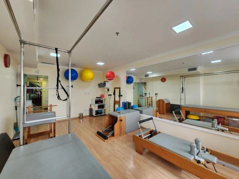 Sala Comercial Em 45M² E 1 Vaga De Garagem No Caminho Das Árvores. 1QADBEH