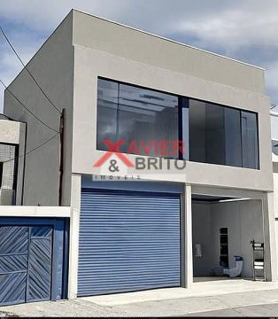 Prédio Comercial para locação na Moóca com 210m2 de área útil em dois andares (105m+105m),