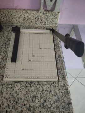 Cortador de Papel A4 - Novo