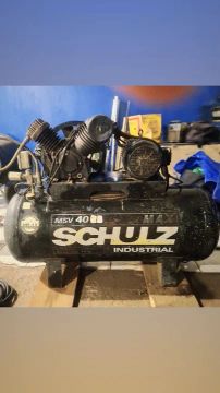 Compressor de ar Schulz msv 40-  350 Litros 10cv. Parcelo no cartão de crédito 