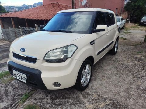Kia Soul completa manual novíssima 