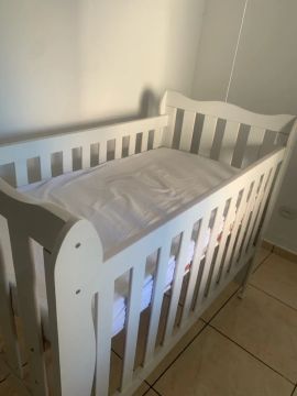 Berço de Bebê Branco