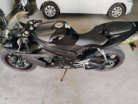 Yamaha R1 1000cc colecionador. Troco maior valor.