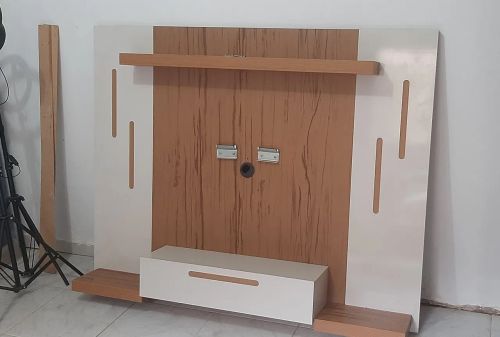 Vendo Painel para TV com Prateleira e Gaveta