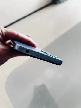 Smartphone em ótimo estado moto E32 64gb