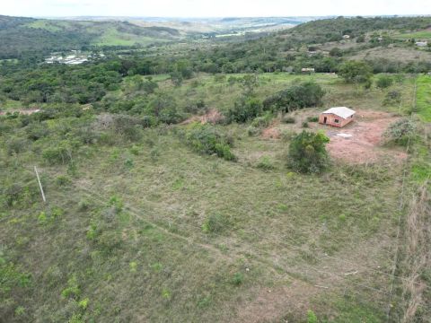 Ágio Chácara à venda, parcelas de R$ 670,00 com casa dentro!