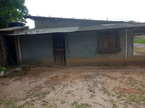 Vendo terreno com ponto comercial dentro !