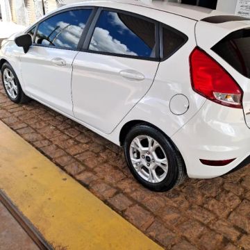 New fiesta 1.6 automatico