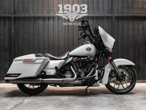 HARLEY-DAVIDSON FLHXSE 2020