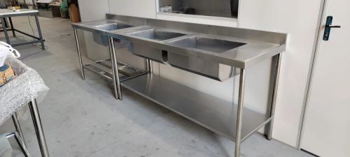 Pia industrial com bancada inox 