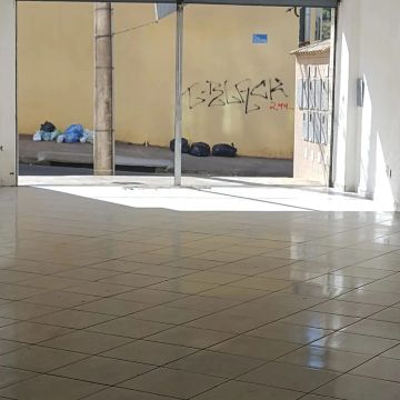 Loja 2 banheiros 