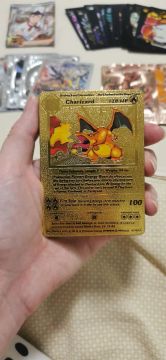 Cartas Pokemon douradas, pratas, pretas, coloridas 