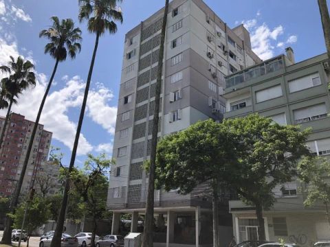 Rial Imóveis aluga Apartamento Mobiliado com 02 dormitório no bairro Bom Fim em Porto Aleg