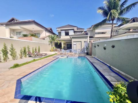 Casa com 4 quartos à venda no Recreio dos Bandeirantes com 320m²- Condomínio Vivendas Do S