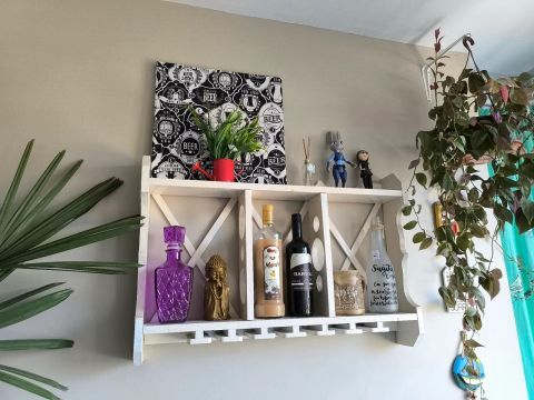 Vendo adega de parede