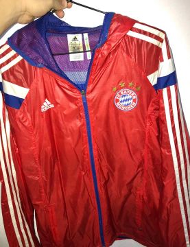 Jaqueta Adidas Bayern de Munique hino