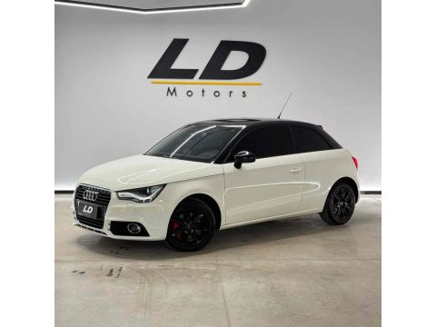 Audi A1 2012 1.4 tfsi attraction 16v 122cv gasolina 2p automático